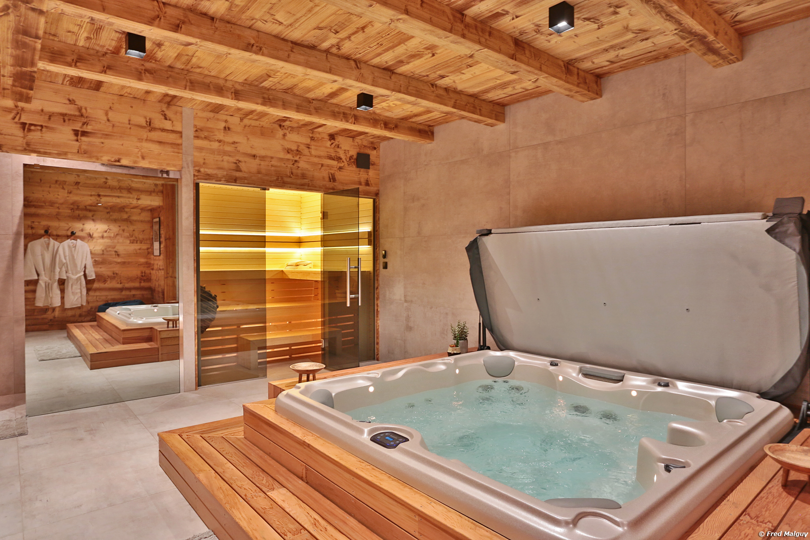 Chalet-Cosy_Serre_Chevalier_Chalet_Melezin_spa_1_Int